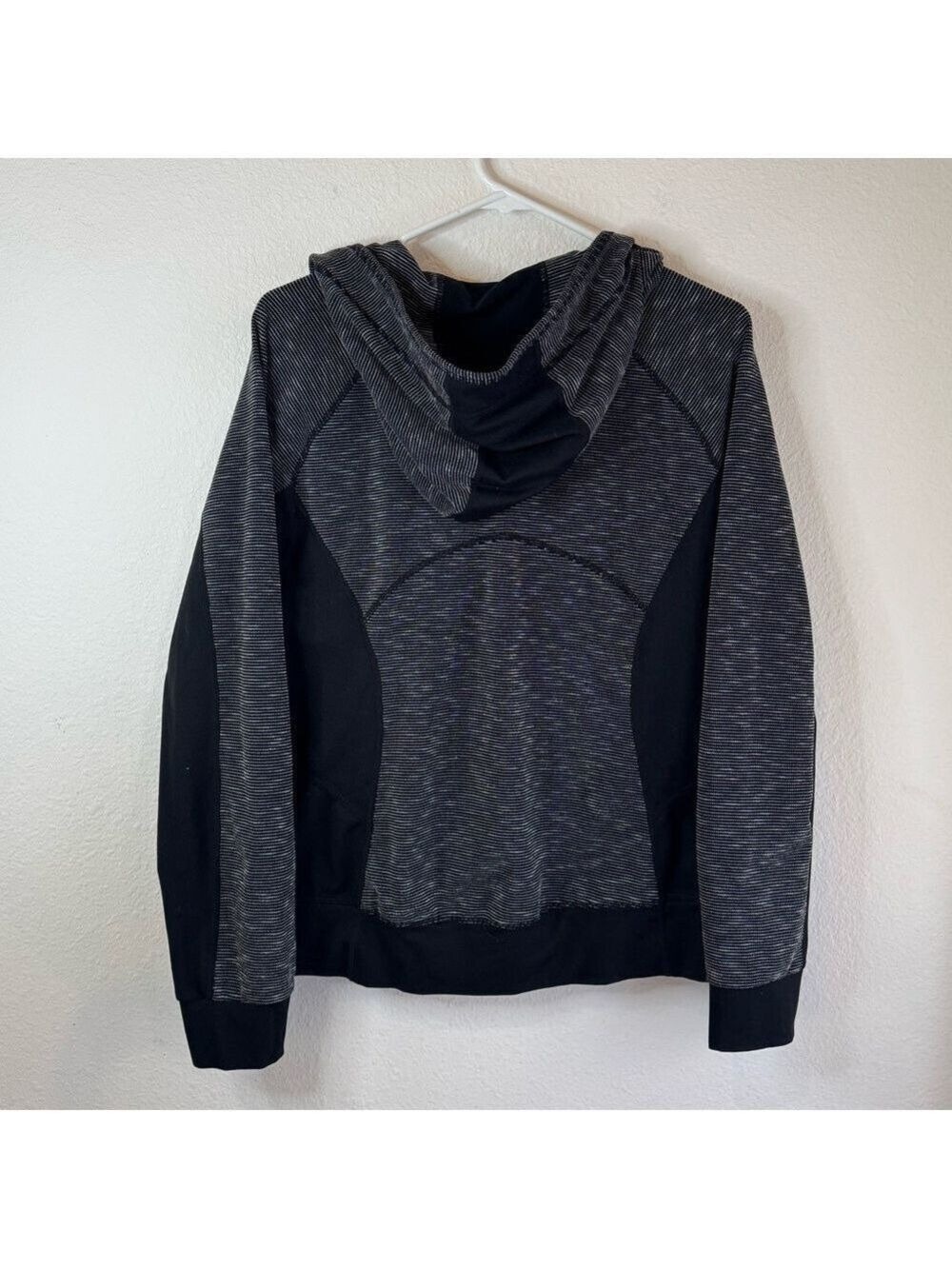 ZELLA Full Zip Athletic Hoodie - Picture 9 of 10